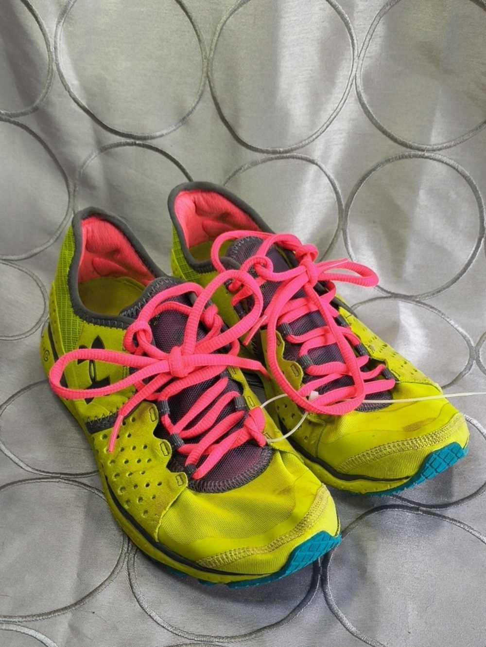 Under Armour Micro G Mantis Lightweight Neon Mesh Running Shoes Heat Gear AA